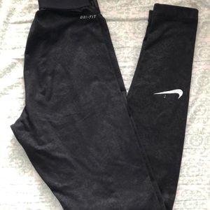 Nike leggings